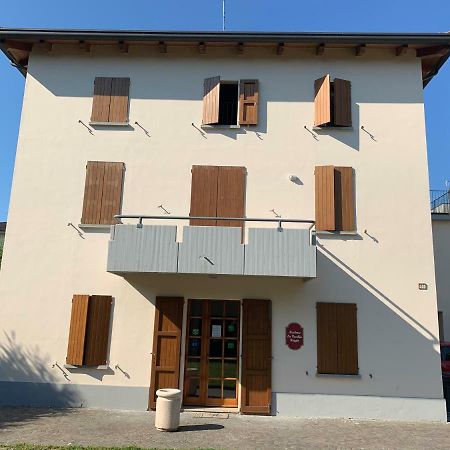 Residence La Vecchia Reggio Reggio Emilia Bagian luar foto