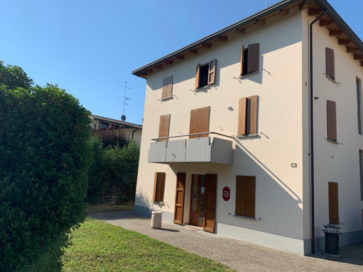 Residence La Vecchia Reggio Reggio Emilia Bagian luar foto